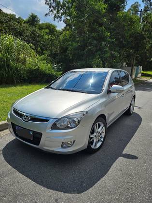 HYUNDAI I30 2.0 MPI 16V GASOLINA 4P MANUAL HYUNDAI I30 2.0 MPI 16V GASOLINA 4P MANUAL